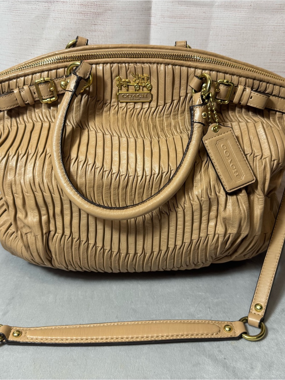 Coach Madison Gathered Leather Satchel Shoulder bag F1182-18643 Beige
